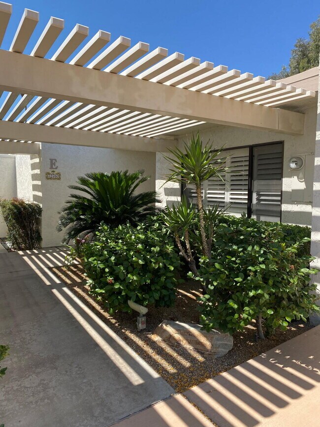 Building Photo - 72760 Mesquite Ct