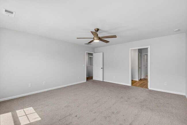 Building Photo - 185 Carolina Grv Blvd