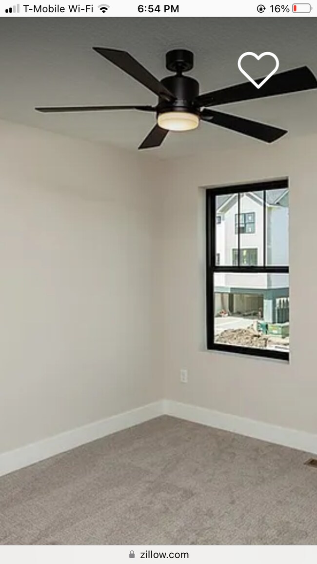Building Photo - 2911 SW Prairie Trail Pkwy