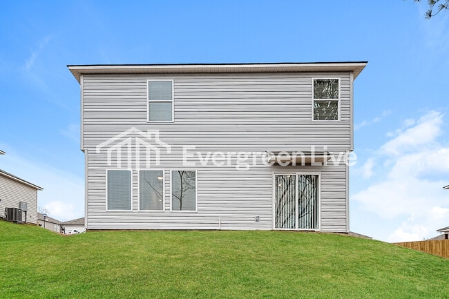 Building Photo - 150 Woodland Wy