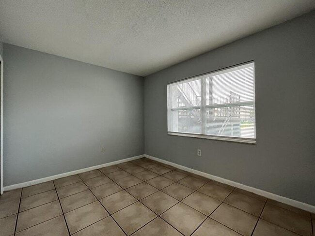 Building Photo - 117 Cory Ln