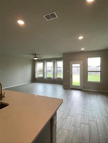 Building Photo - 3226 Sioux Trl