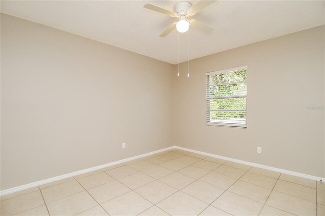 Building Photo - 865 Rich Dr