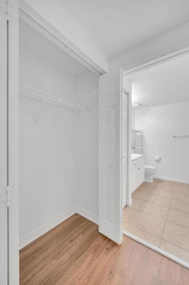 Building Photo - 557 SE Prescott Pl