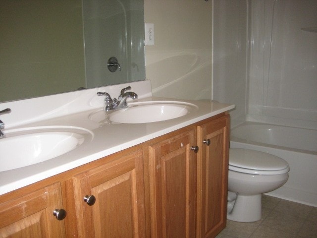 Building Photo - 1738 Bastante Ct