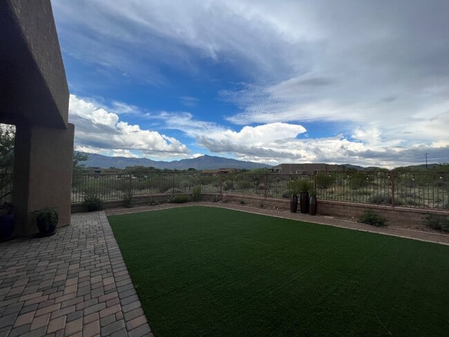Building Photo - 14466 E Flamingo Cres Pl