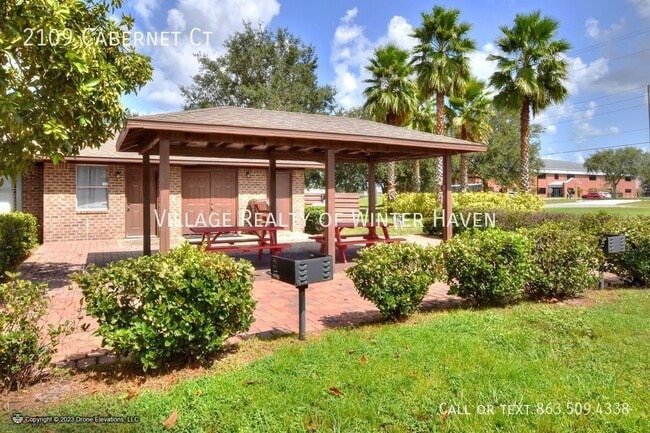 Building Photo - Julian Hills Apartments: Your Oasis in Eag...