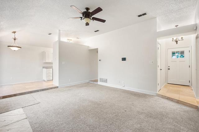 Building Photo - 931 Fiero Dr