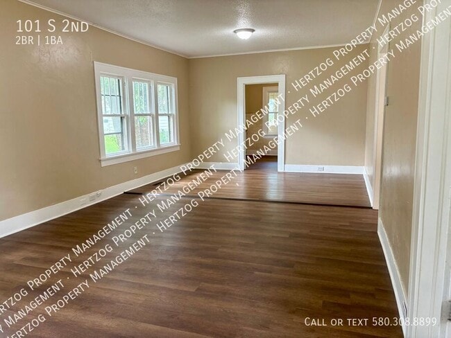 Building Photo - 101 S 2nd-