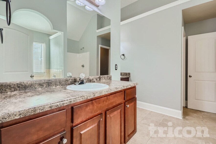 Building Photo - 223 Danvers St