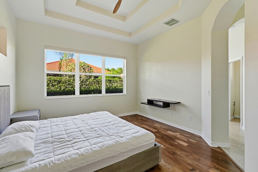 Building Photo - 14525 Mirasol Manor Ct