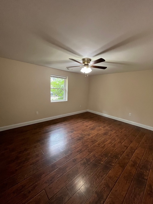 Building Photo - 1542 Monument Ave