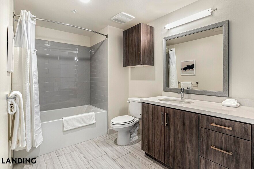 Building Photo - 70 I St SE