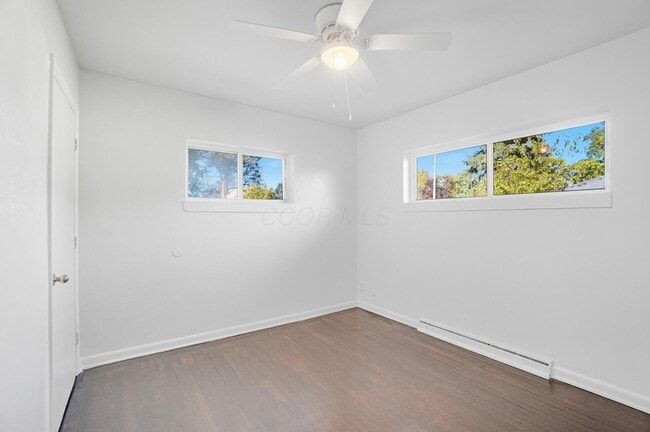 Building Photo - 1927 Vaughn St