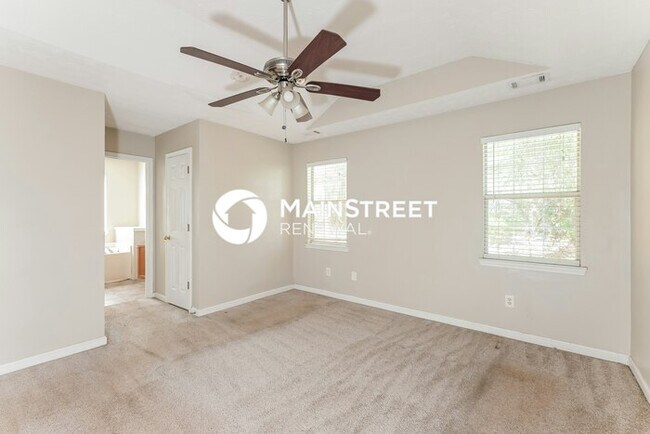 Building Photo - 3 Bedroom Pet-Friendly Home in Covington, GA with Main Street Renewal