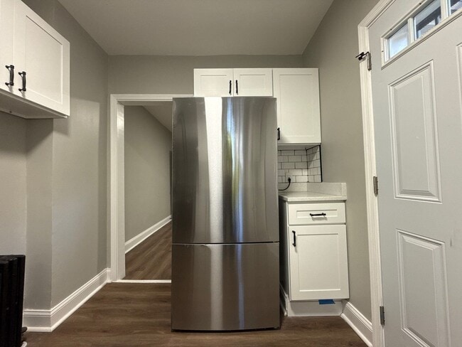 Building Photo - cozy 2 bedroom house in Baltimore