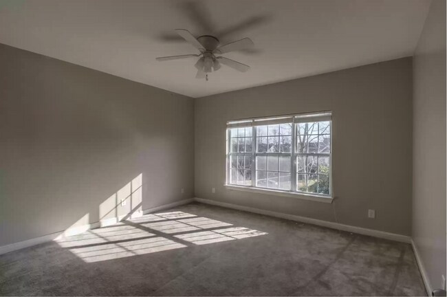Building Photo - "Discover Spacious Living: 4-Bedroom, 3-Bath Gem in Brentwood's Autumn Crossing!"