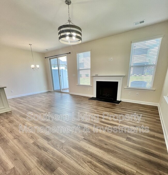 Building Photo - 5706 Lachlan Hill Ln