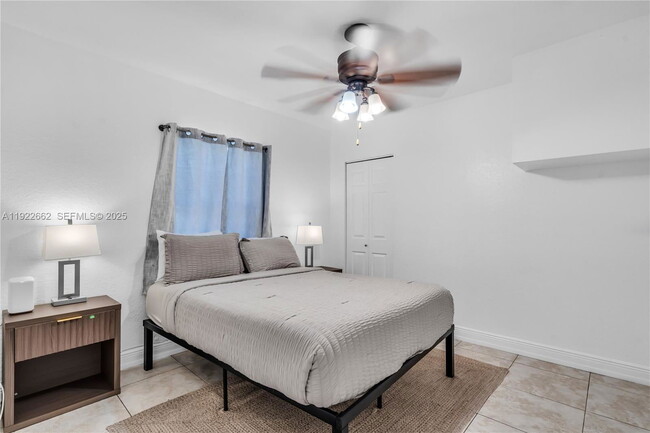 Building Photo - 2970 NW 15th St