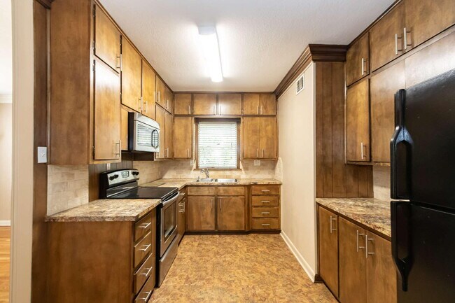 Building Photo - 2307 14th St
