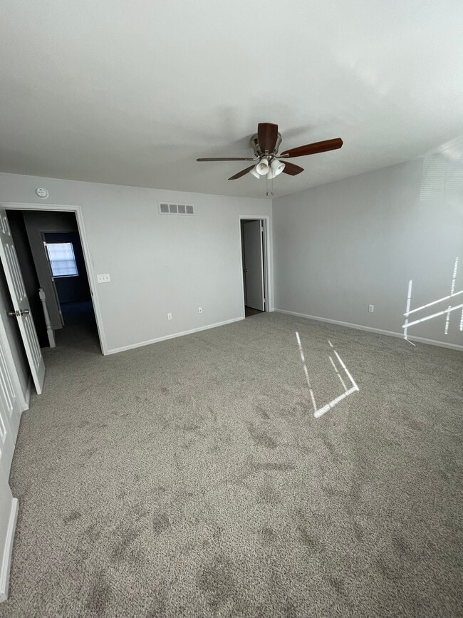 Building Photo - 840 Woodcrest Turn