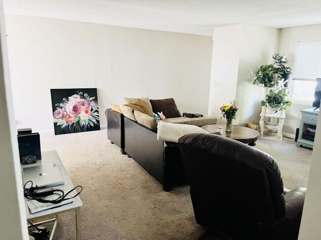 Building Photo - 2 bedroom in Billings MT 59105