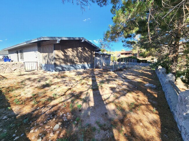 Building Photo - 3301 Jupiter Rd