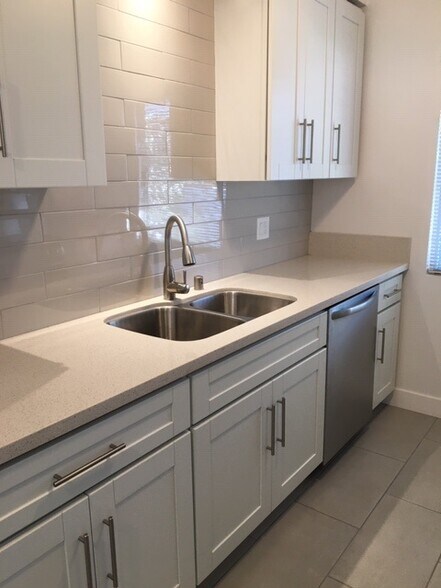 Newer Kitchen Quartz - 1256 Brockton Ave