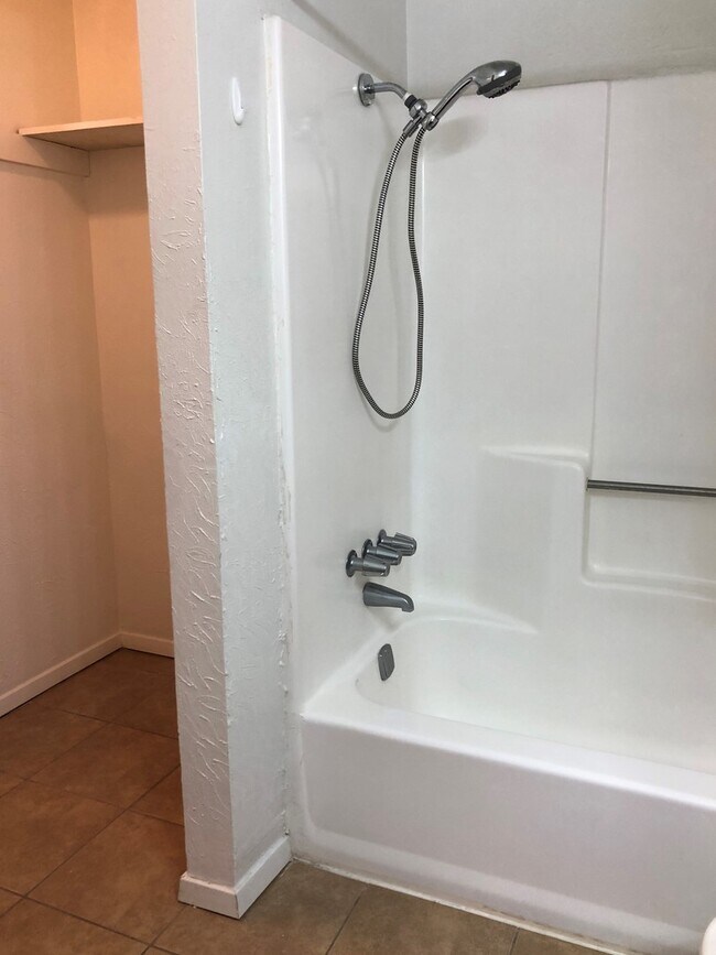 Building Photo - 3703CH