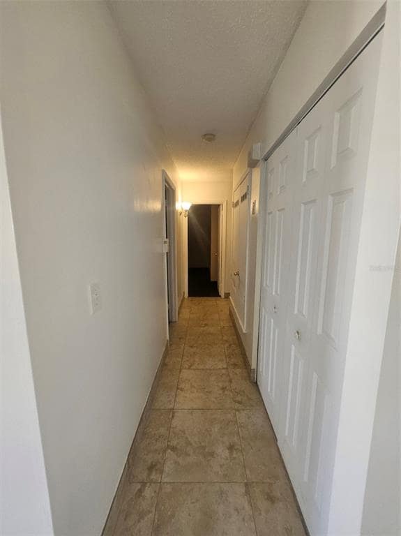 Building Photo - 1225 Armsdale Ave