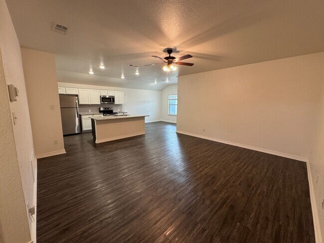 Building Photo - 1417 E Jasper Dr