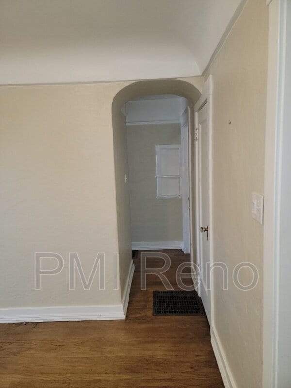 Building Photo - 315 Ryland St