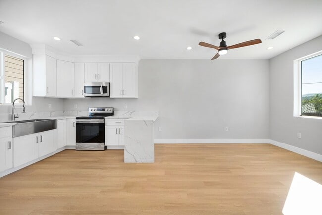 Building Photo - 1318 Malachite Ave