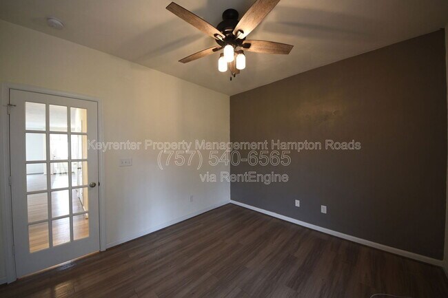 Building Photo - 126 Peck Ln