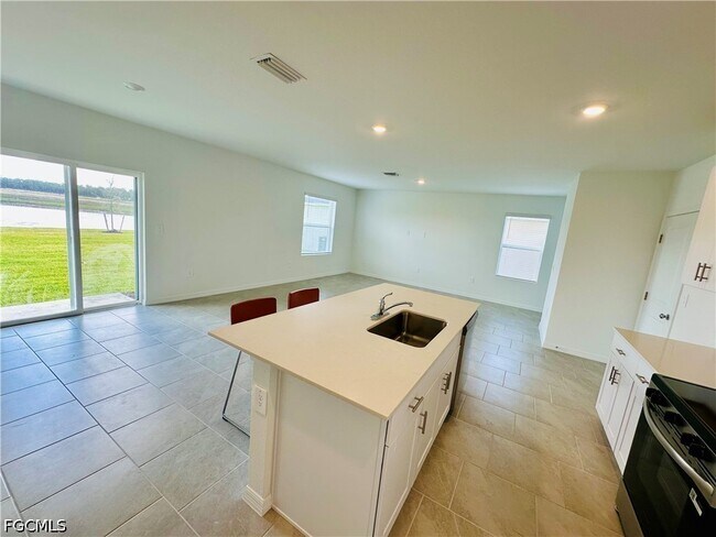 Building Photo - 11812 Cloverly Ln