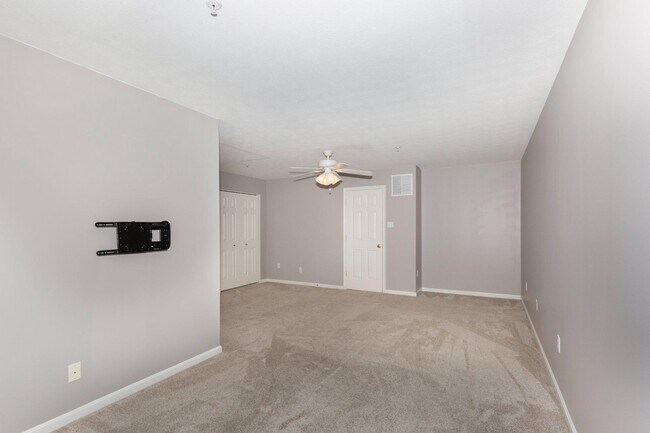 Building Photo - 1784 UPPER Ln