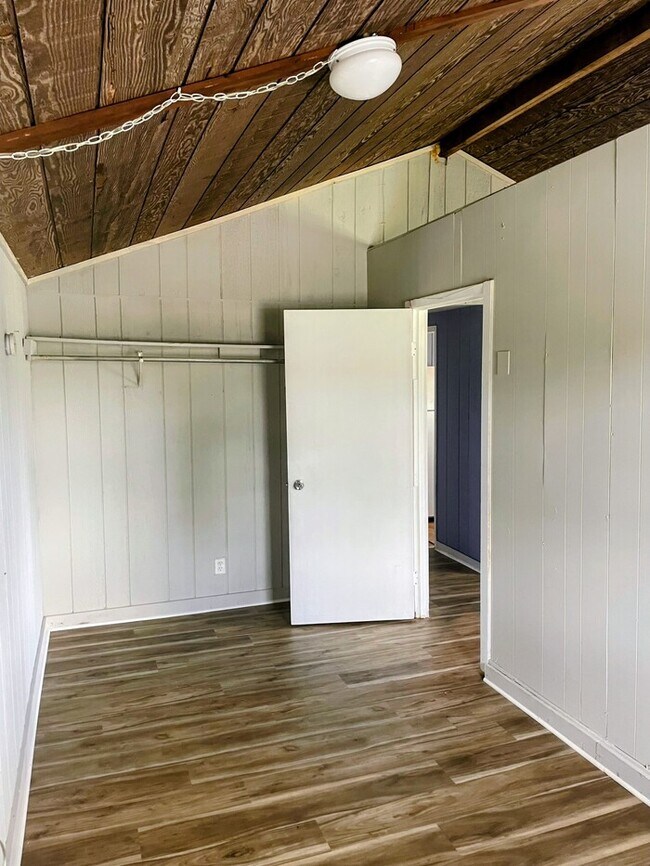 Building Photo - Fort Myers Apartment