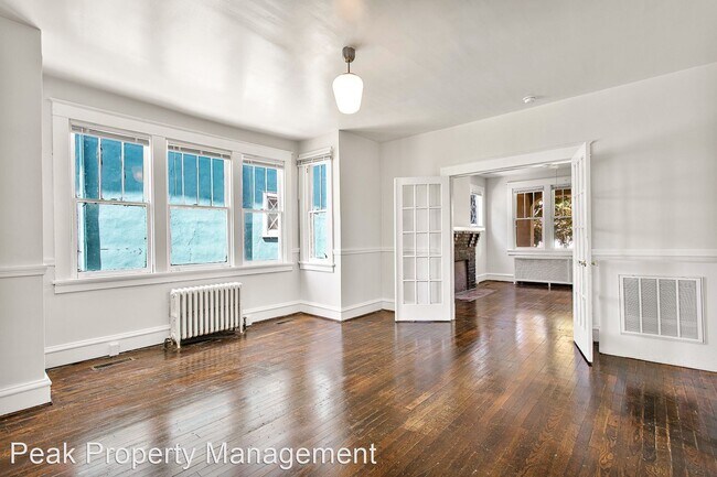 Building Photo - 4 br, 2 bath House - 1304 Bainbridge St.