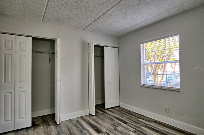 Building Photo - 241 Lewfield Cir