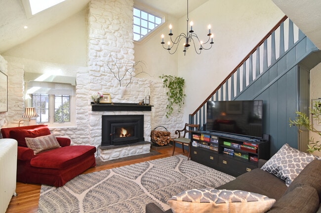 Building Photo - 116 Potter Rd