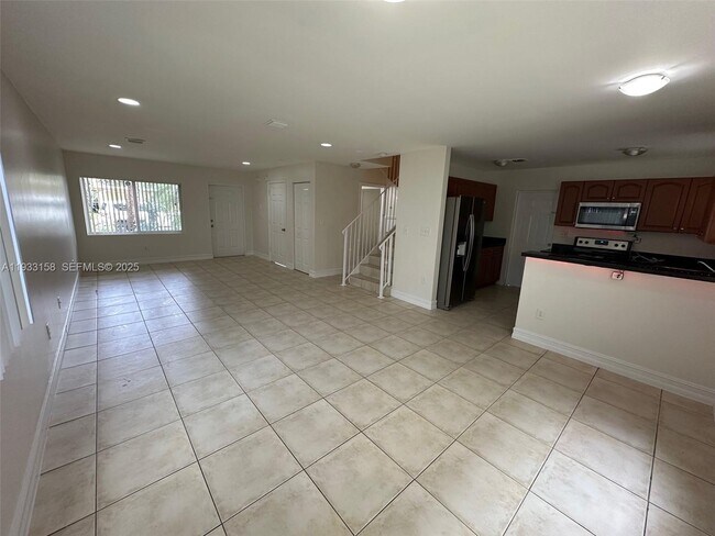 Building Photo - 1406 NW 3rd St