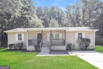 Building Photo - 374 Scott Blvd