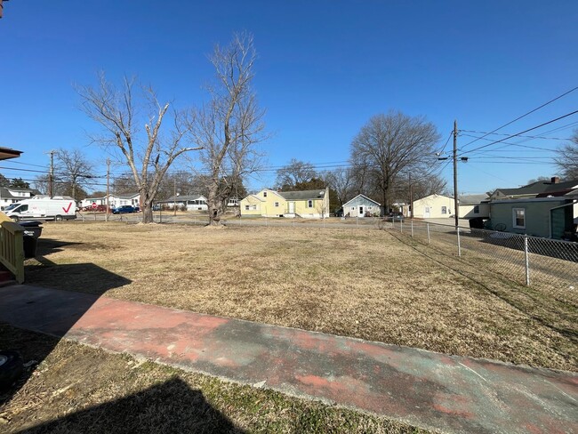 Building Photo - One-story home with front porch