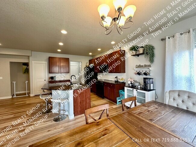 Building Photo - 7772 Wagonwood Pl