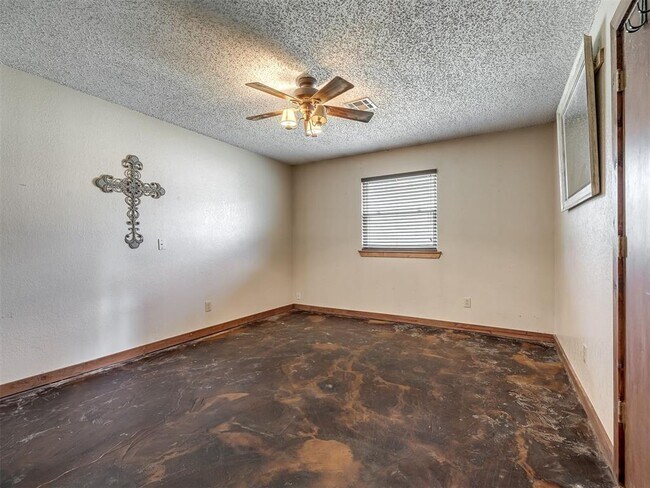Building Photo - 935 Pendergraft Way