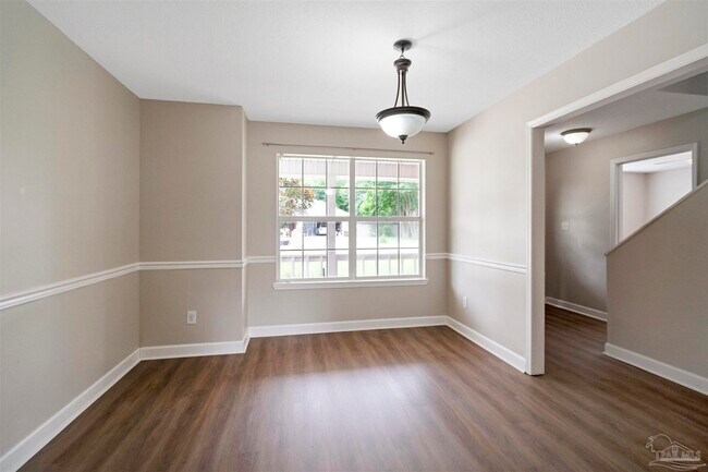 Building Photo - 5320 Powrie Dr
