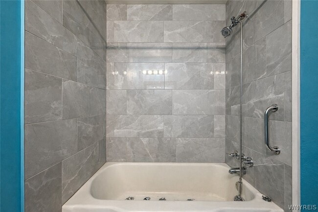 Building Photo - 3534 Ferry Ave