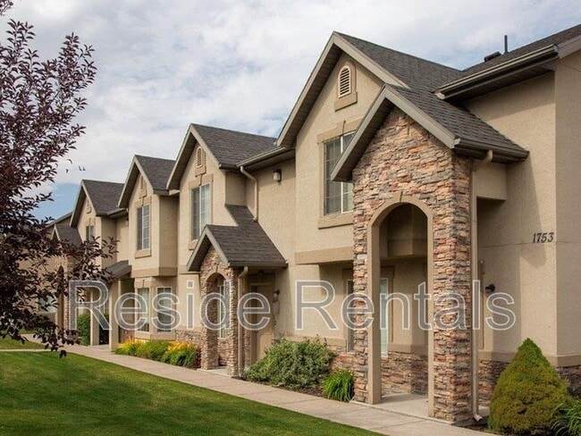 Building Photo - 1754 N 500 W