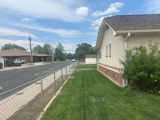 Building Photo - 3 Bedroom Home in Frederick - Available Now!