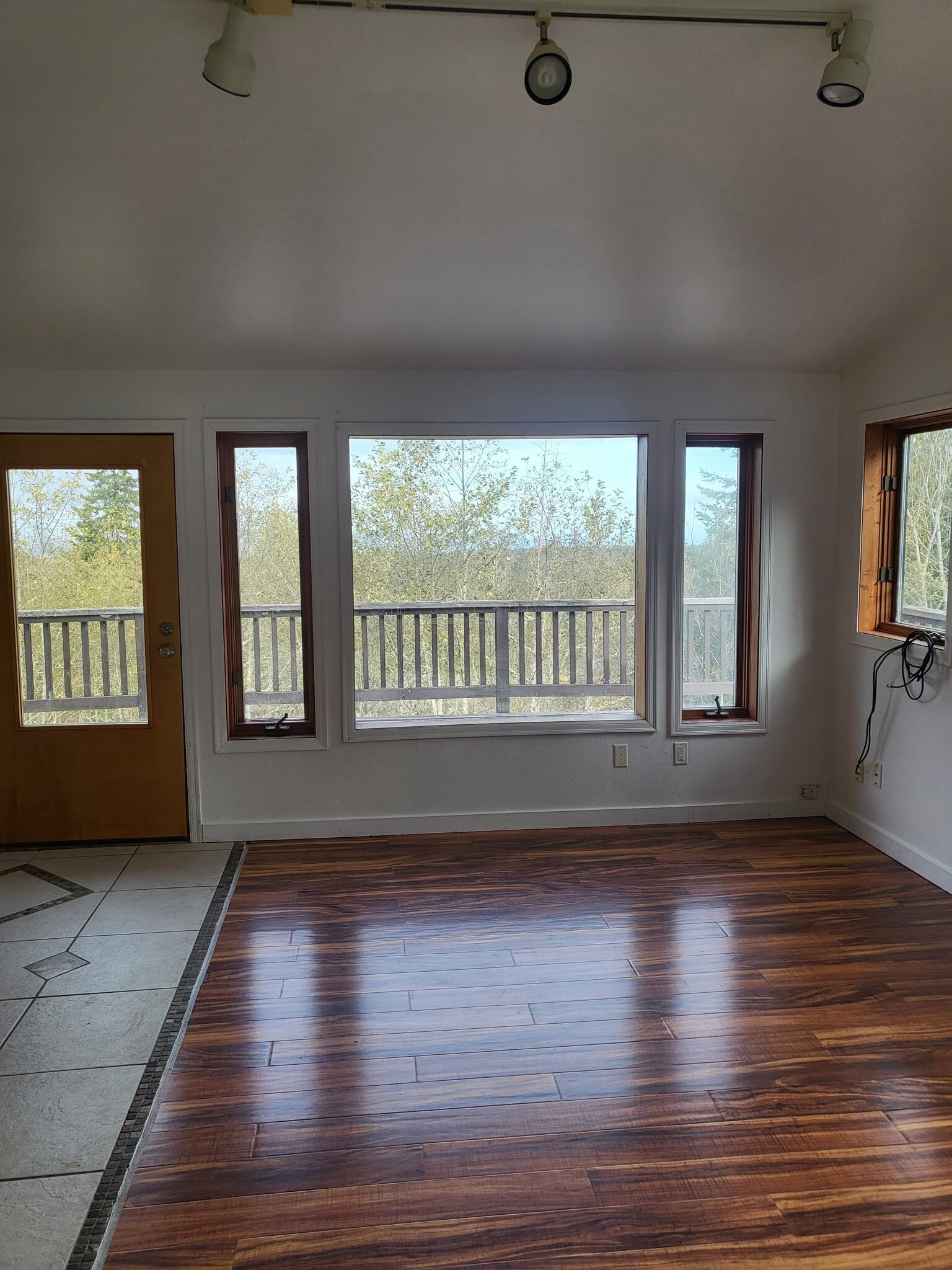 Building Photo - 284 Watershed Rd